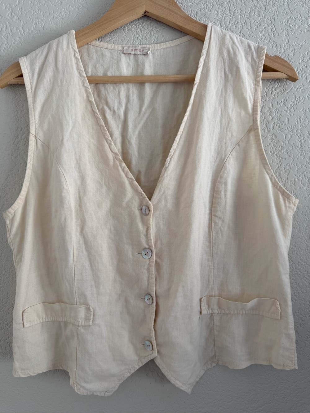 Vintage Sense Ivory Linen Vest - Made in Italy - Size M - AS IS (small hole)